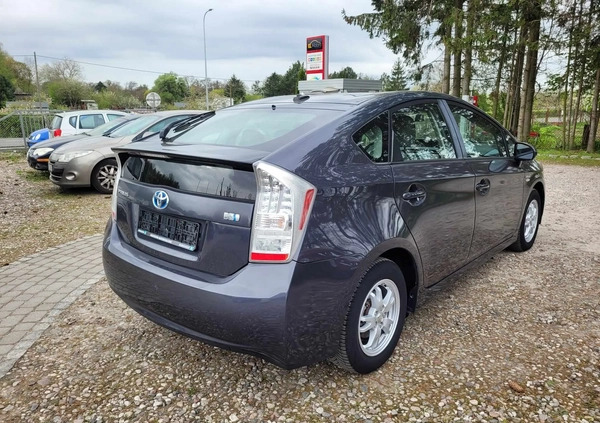 Toyota Prius cena 41900 przebieg: 152000, rok produkcji 2010 z Września małe 326